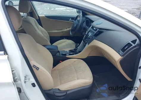 2013 Hyundai Sonata Gls z USA, uszkodzony, nr VIN 5NPEB4AC8DH559742